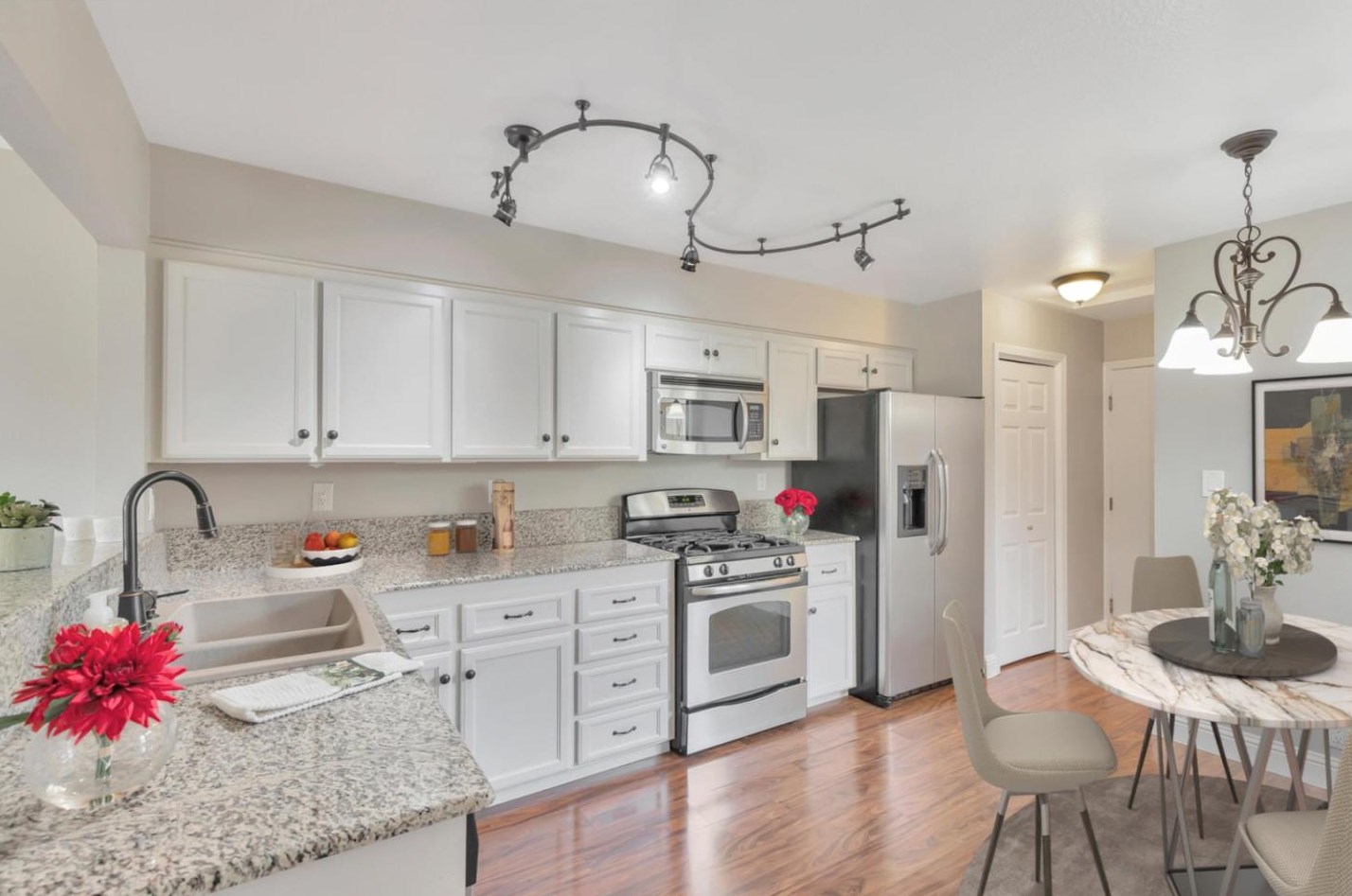 17141 Creekside Cir, Morgan Hill, CA 95037