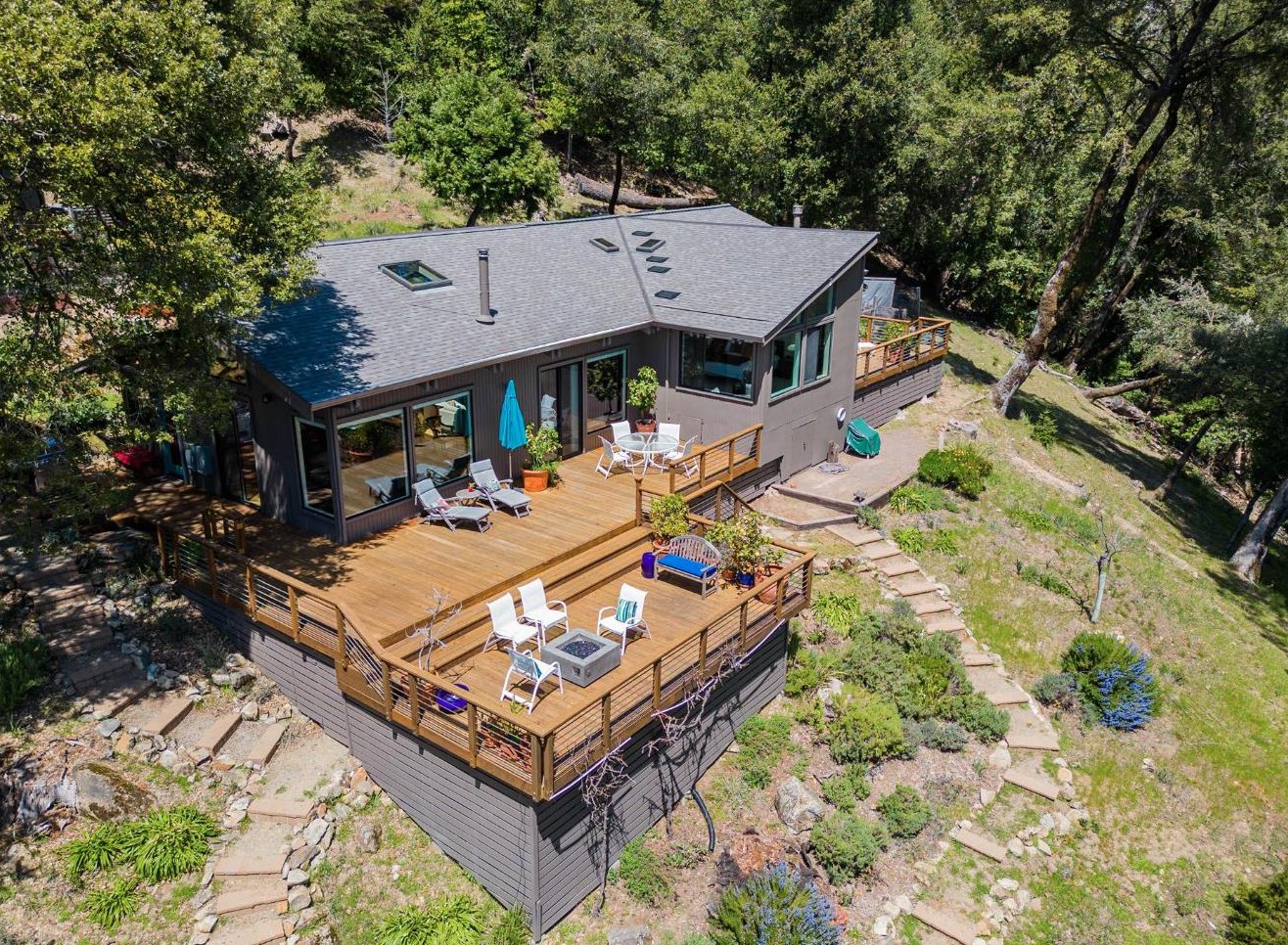19170 Old Vineyard Rd, Los Gatos, CA 95033