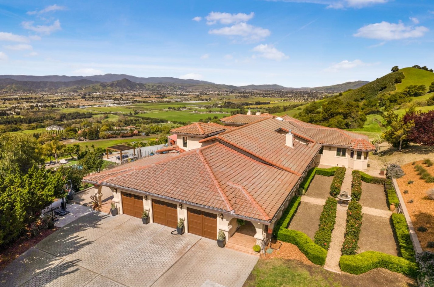 3055 Paseo Vista Ave, San Martin, CA 95046
