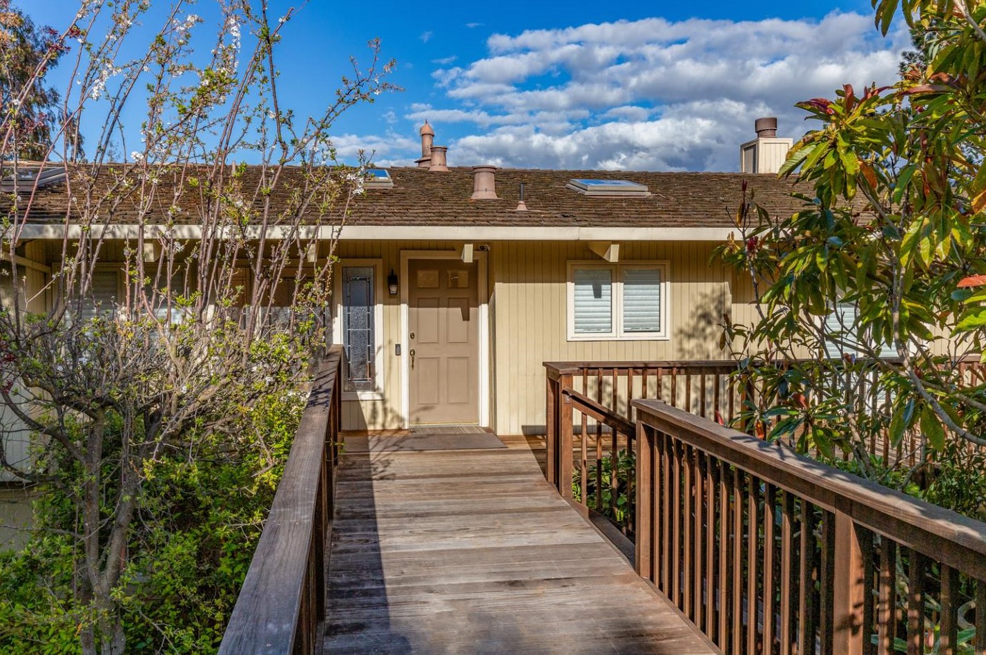 13332 Lennox Way, Los Altos, CA 94022