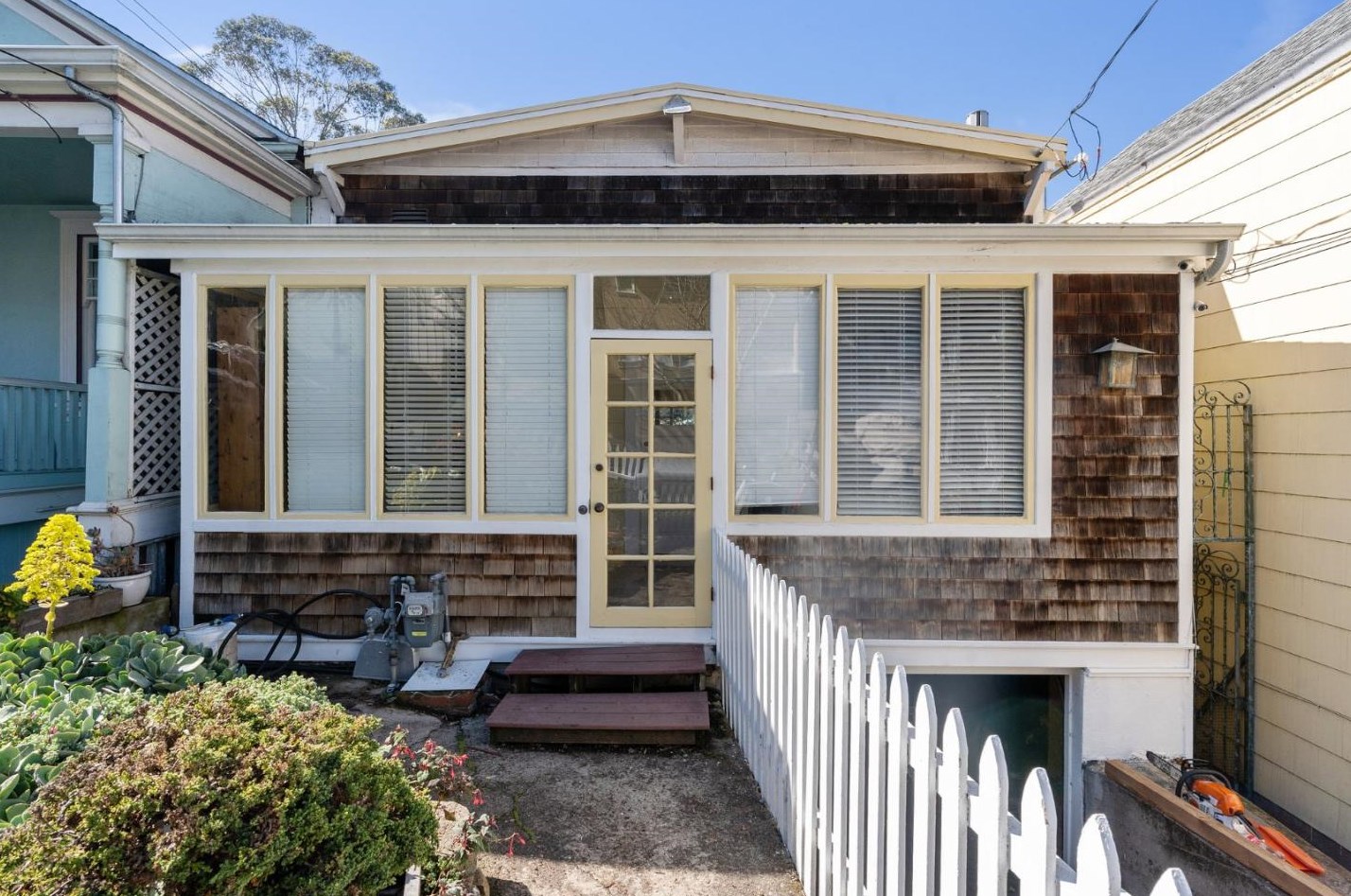 38 Gladys St, San Francisco, CA 94110