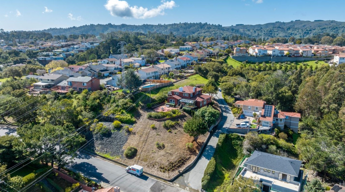 801 El Capitan Dr, Millbrae, CA 94030