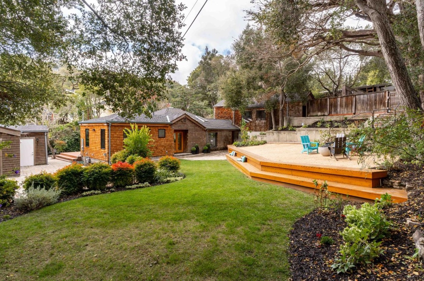 2041 San Carlos Ave, San Carlos, CA 94070