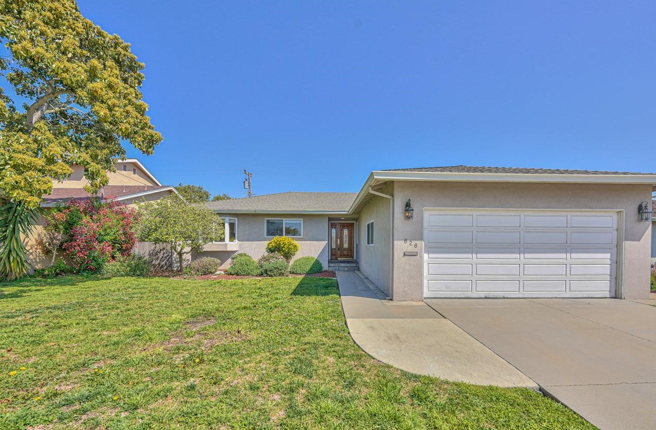626 San Felipe St, Salinas, CA 93901-1006