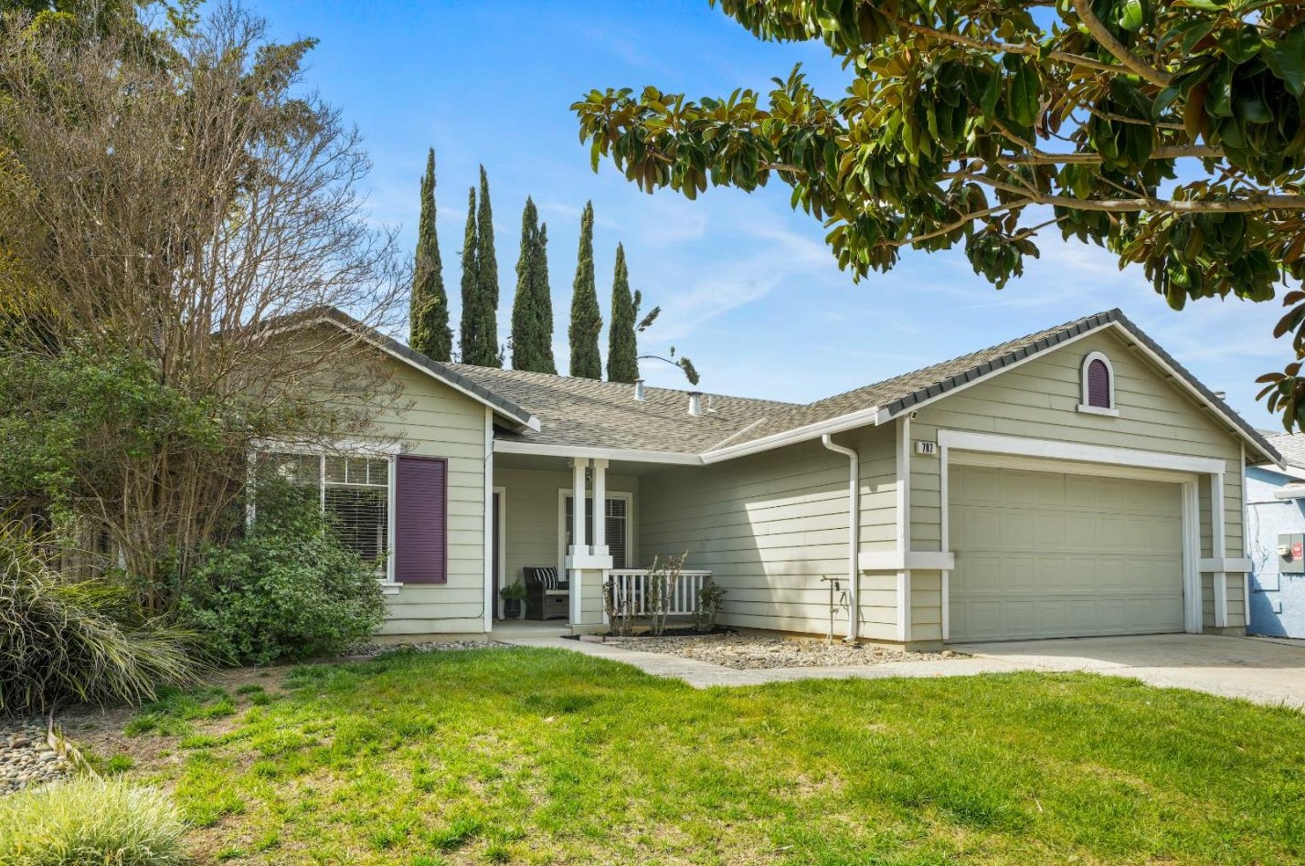 787 Vinca Ct, Gilroy, CA 95020
