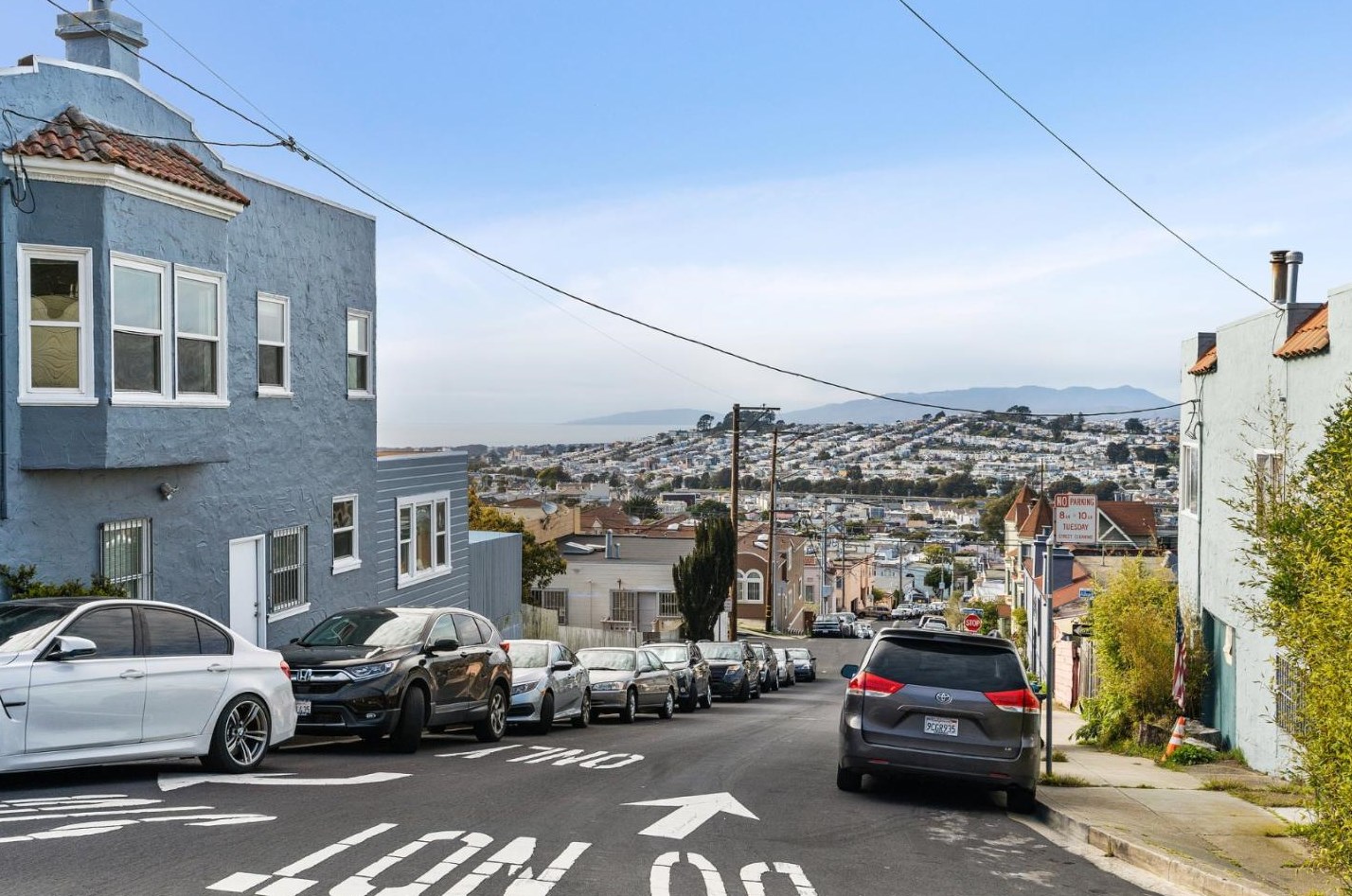 788 Templeton Ave, Daly City, CA 94014-1259