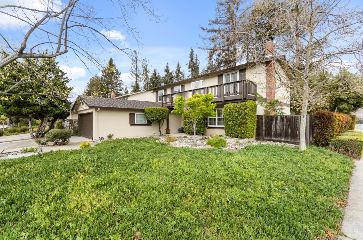 882 Russet Dr, Sunnyvale, CA 94087