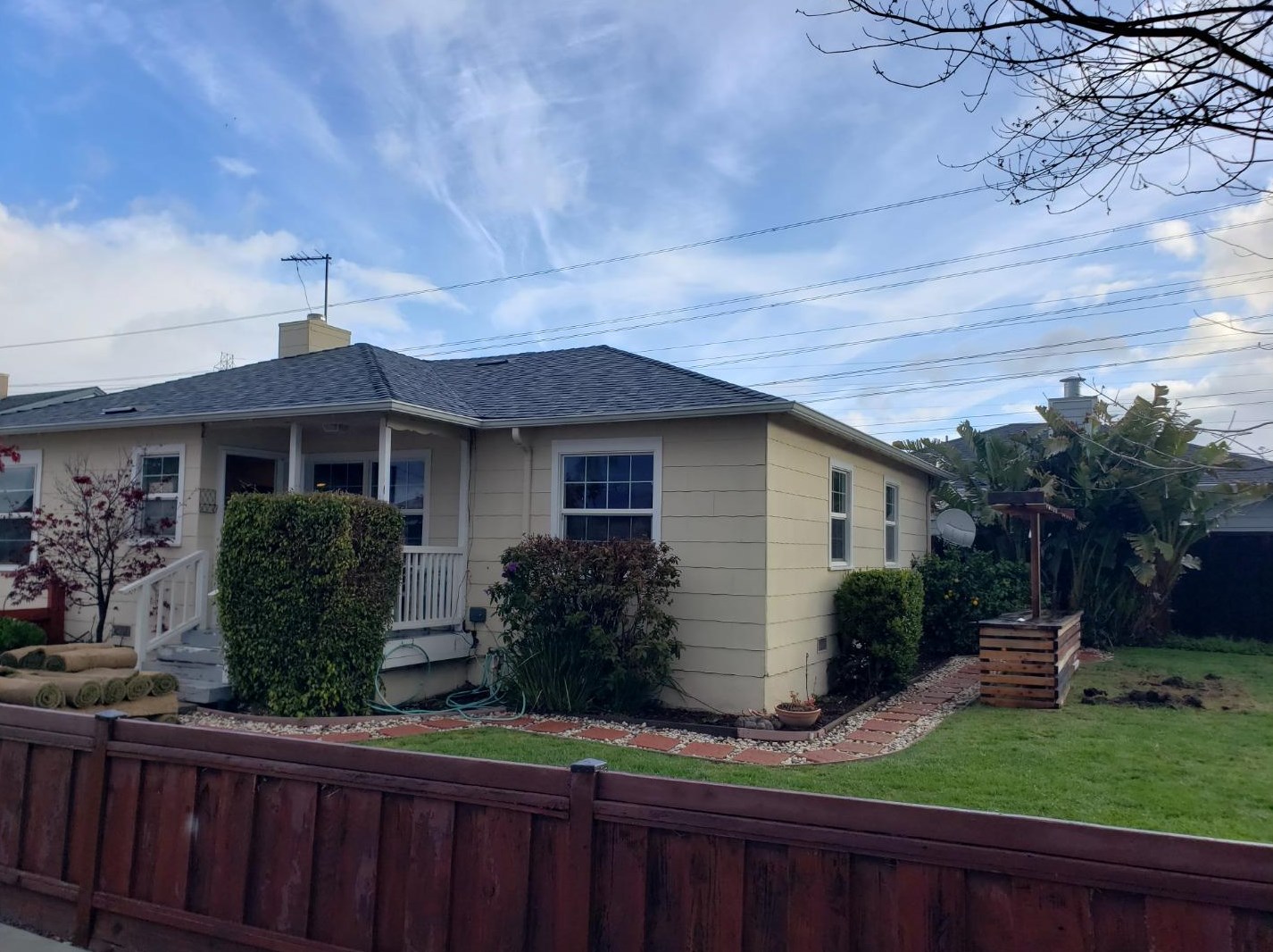 8 Rochester St, San Mateo CA  94401-1323 exterior