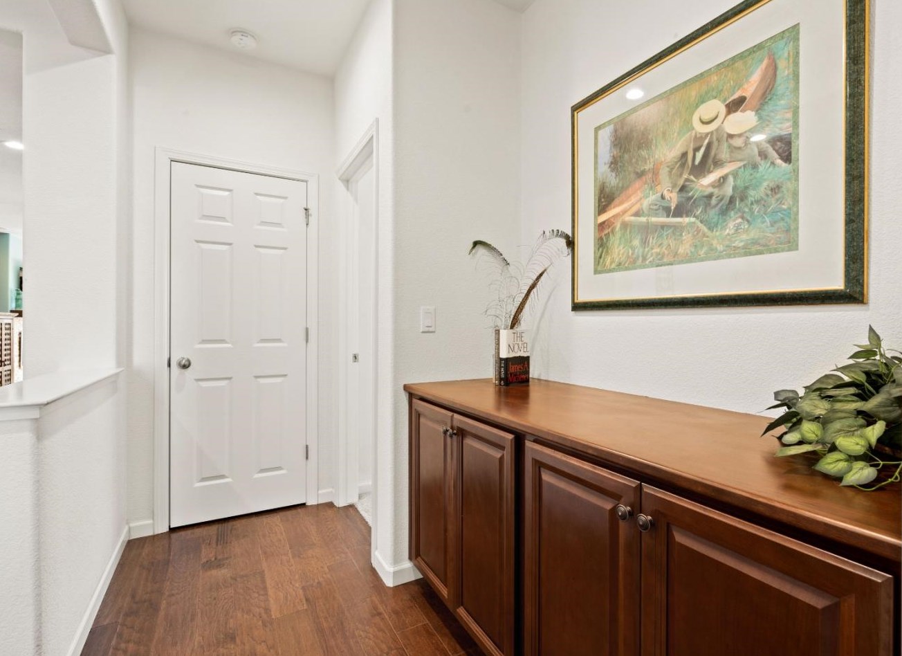 2019 Harry Lorenzo Ave, Woodland CA  95776 exterior