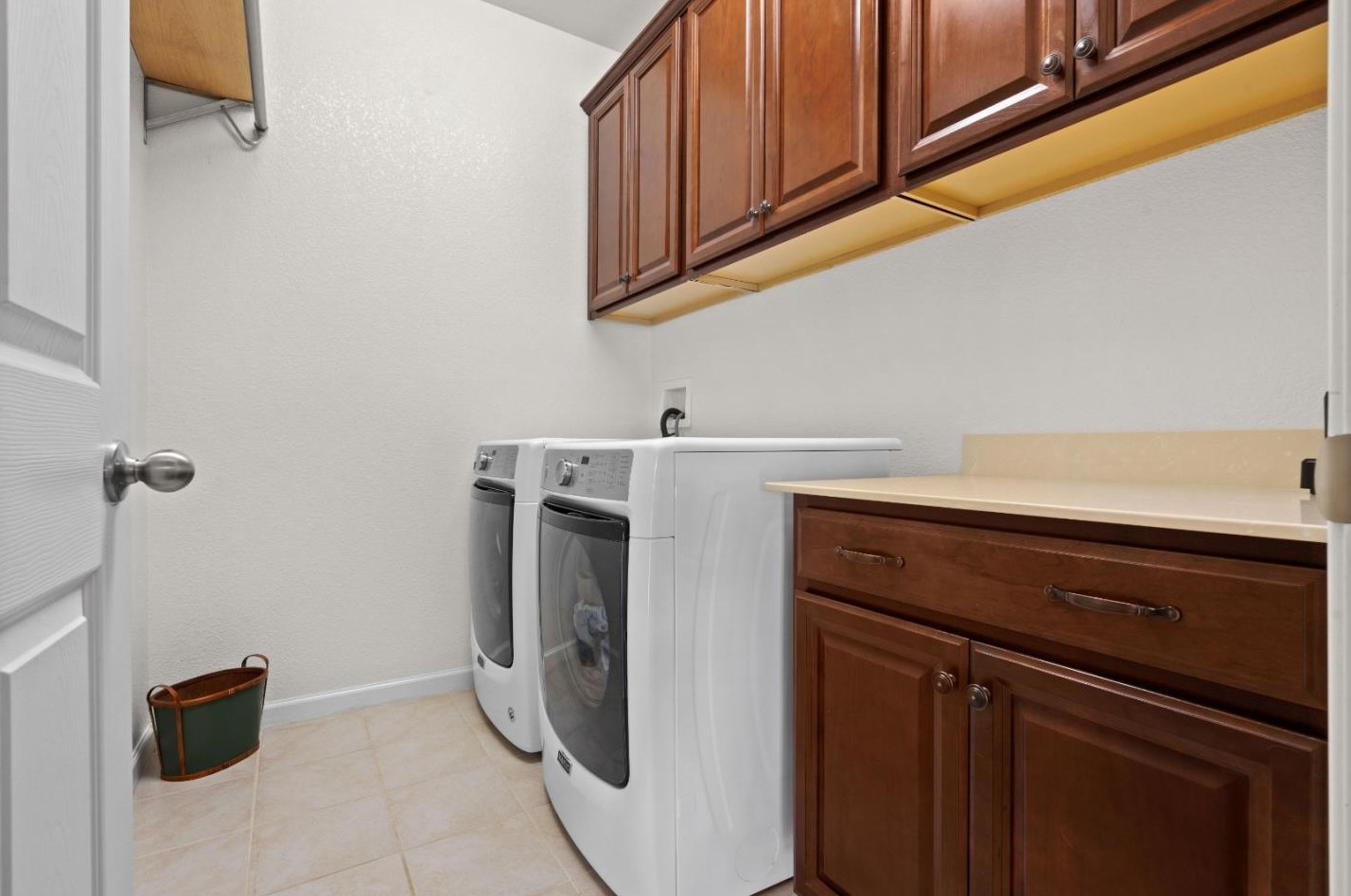 2019 Harry Lorenzo Ave, Woodland CA  95776 exterior