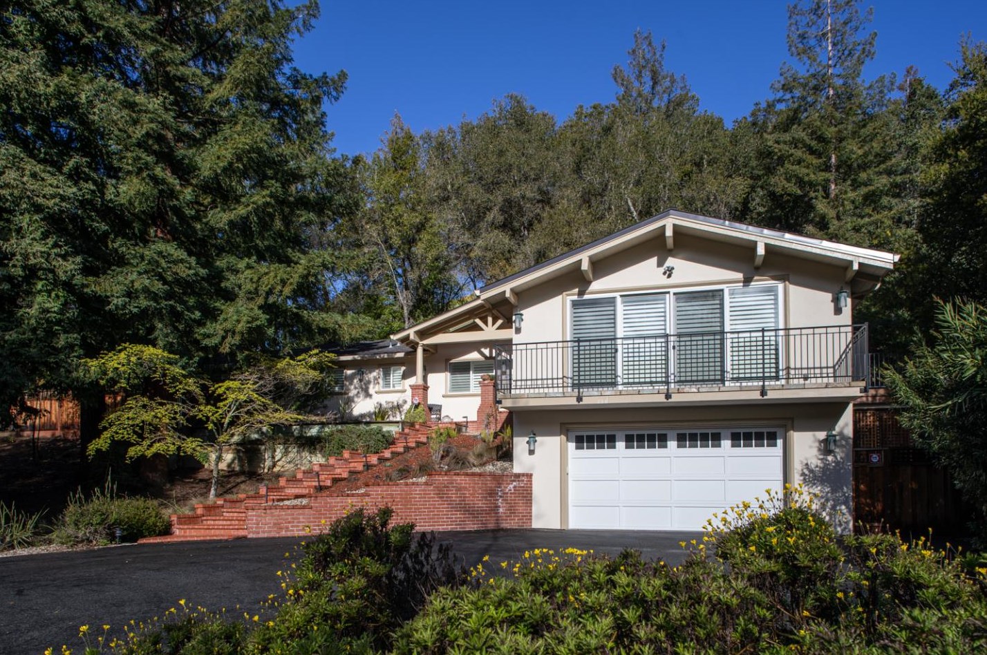 21781 Prospect Rd, Saratoga, CA 95070