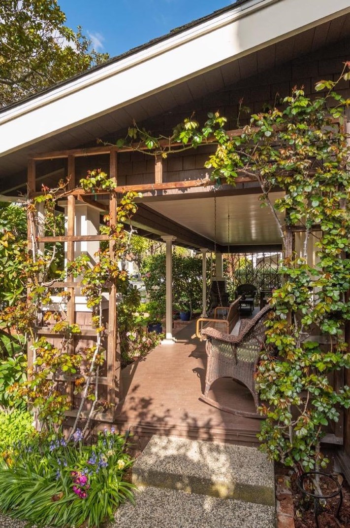 1057 Fulton St, Palo Alto, CA 94301