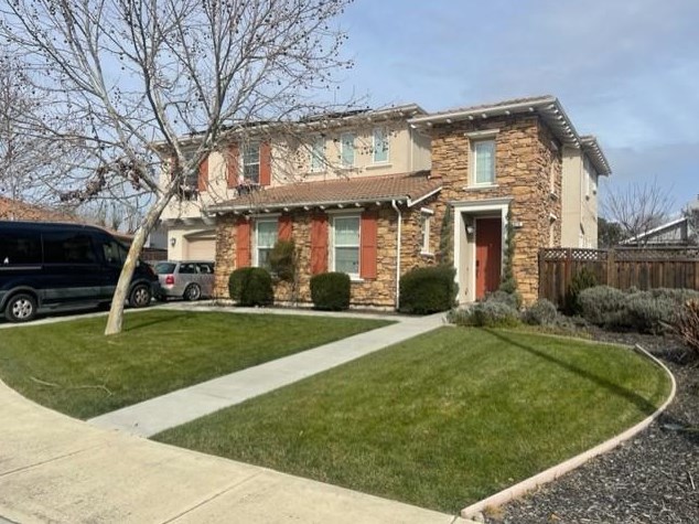 678 San Gabriel Ave, Morgan Hill, CA 95037