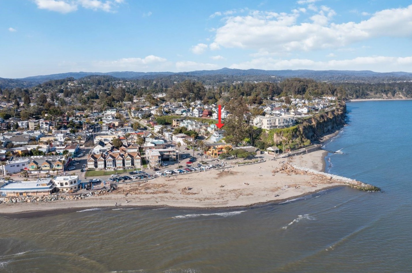 190 El Camino Medio St, Capitola, CA 95010