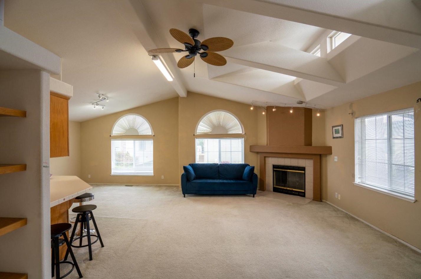 1075 Space Park Way 261, Mountain View, CA 94043