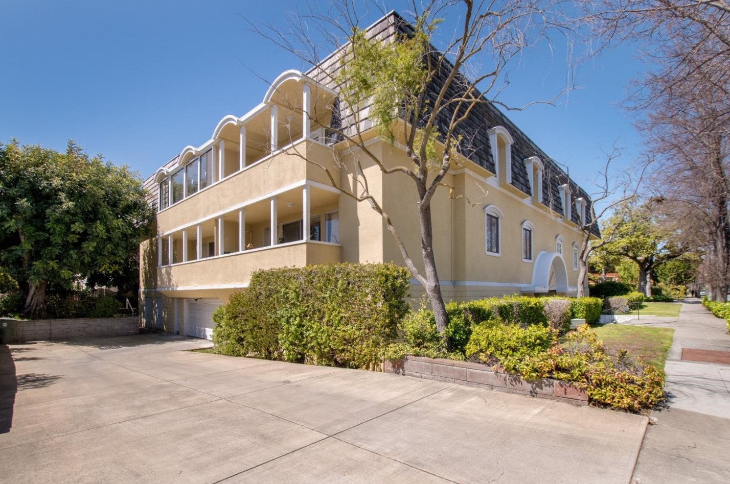500 Fulton St, Palo Alto CA  94301-2141 exterior