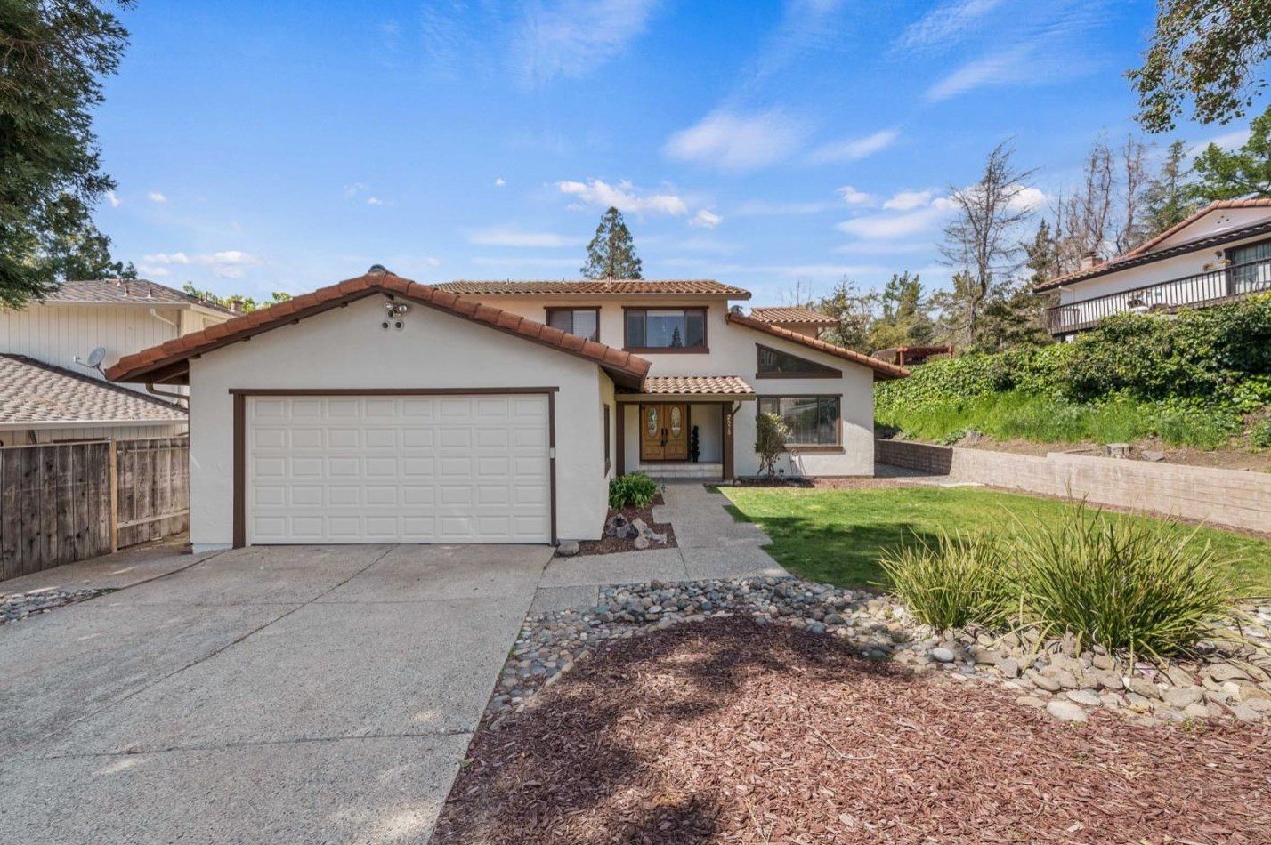 2875 Vista Del Valle, Morgan Hill, CA 95037