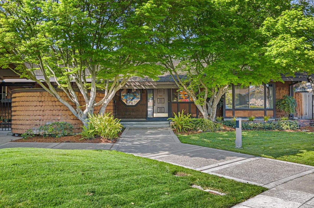 3840 May Ct, Palo Alto, CA 94303