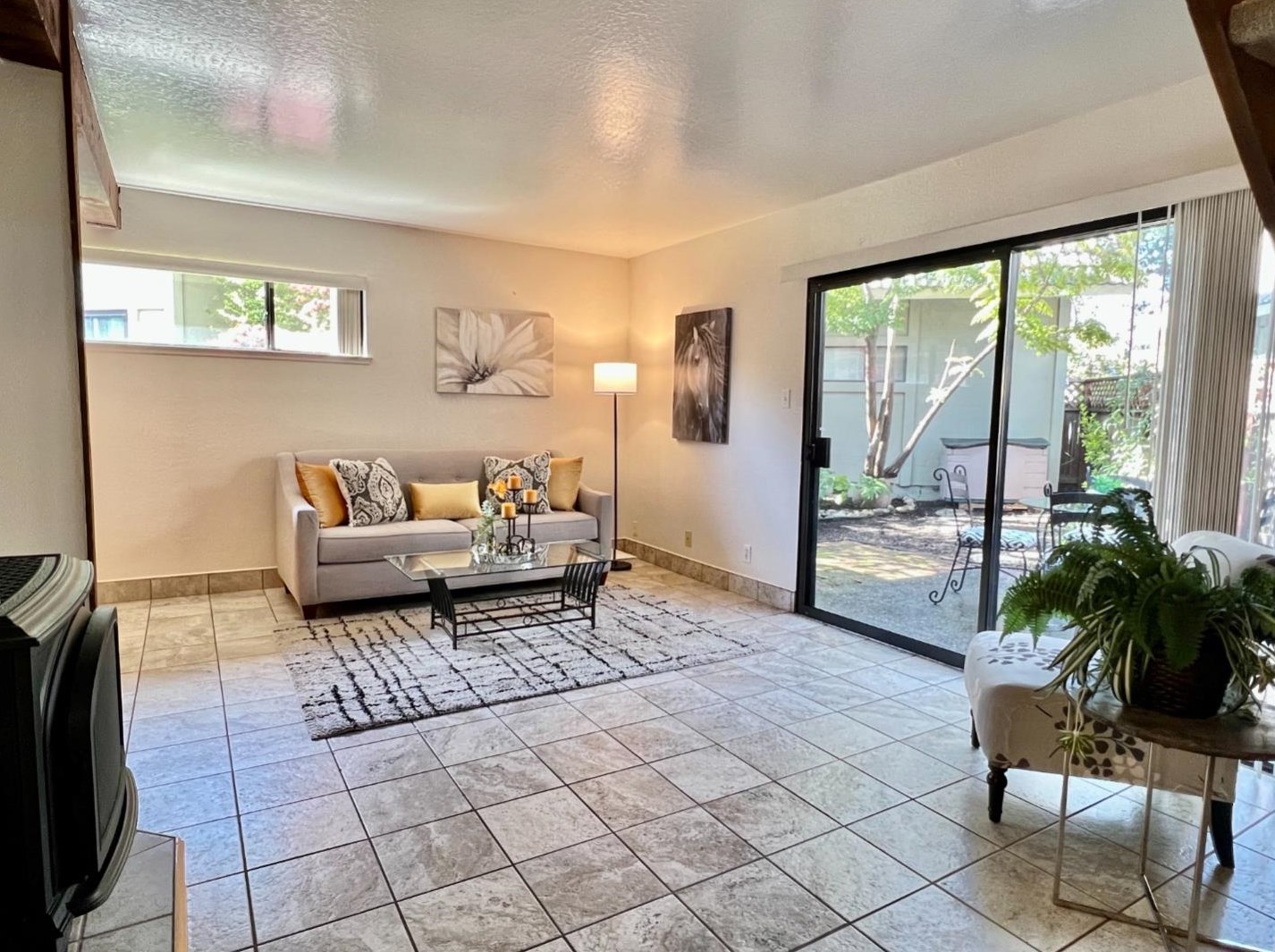 1990 Silverwood Ave, Mountain View, CA 94043