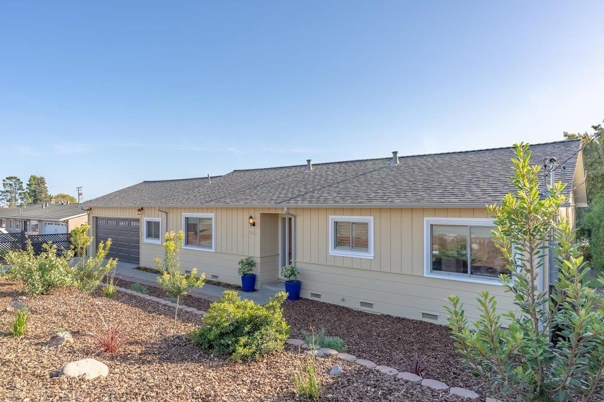7562 Arden Way, Aptos, CA 95003-3809