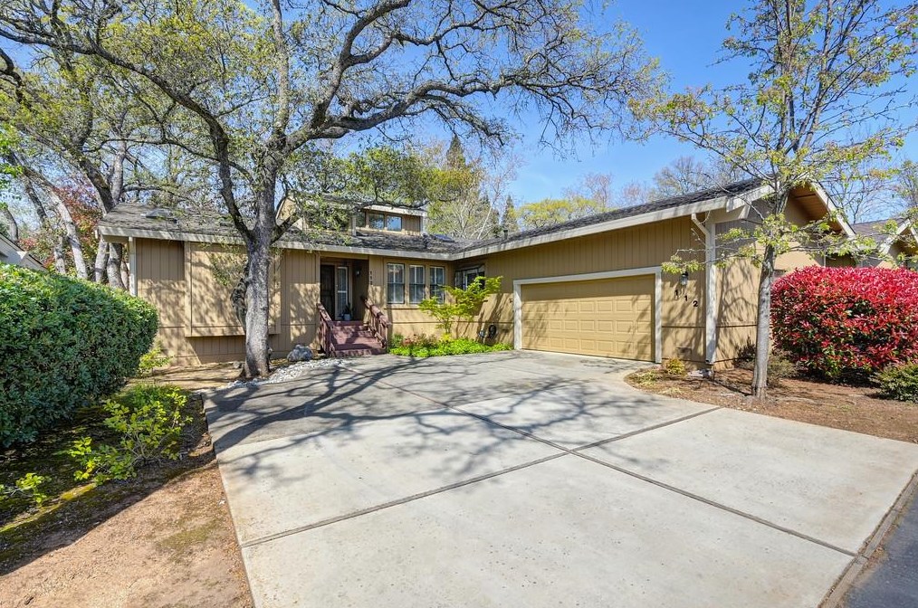 112 Winding Canyon Ln, Folsom, CA 95630
