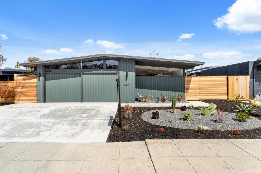 1669 Eleanor Dr, San Mateo, CA 94402-2654