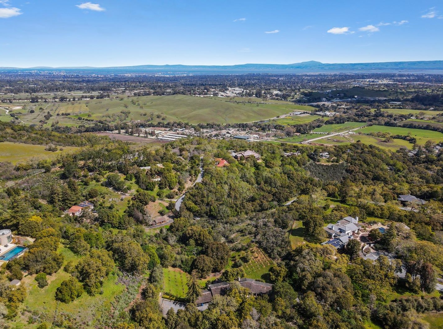 111 Escobar Rd, Menlo Park, CA 94028-7303
