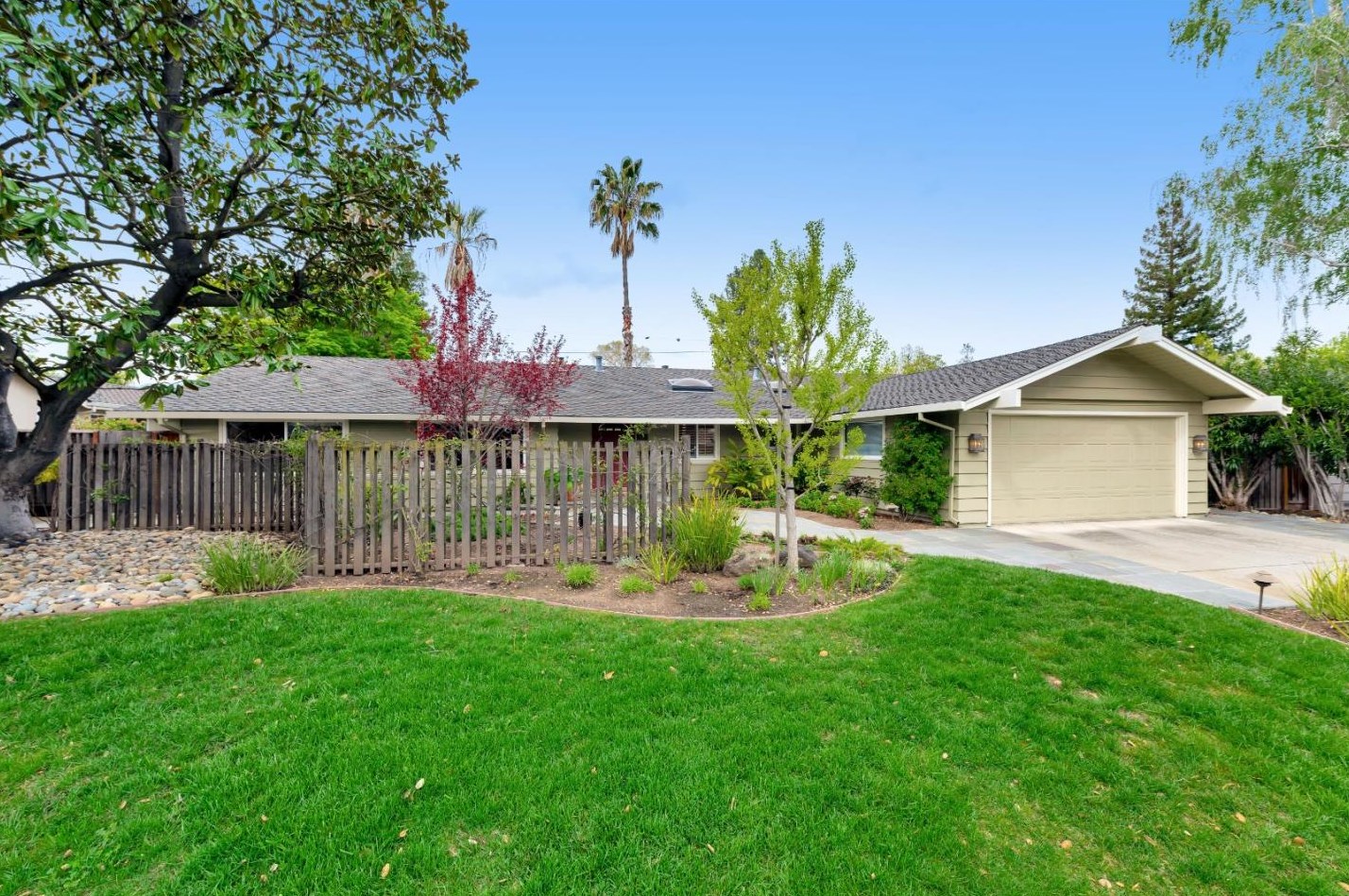 12503 Saratoga Creek Dr, Saratoga, CA 95070-3538