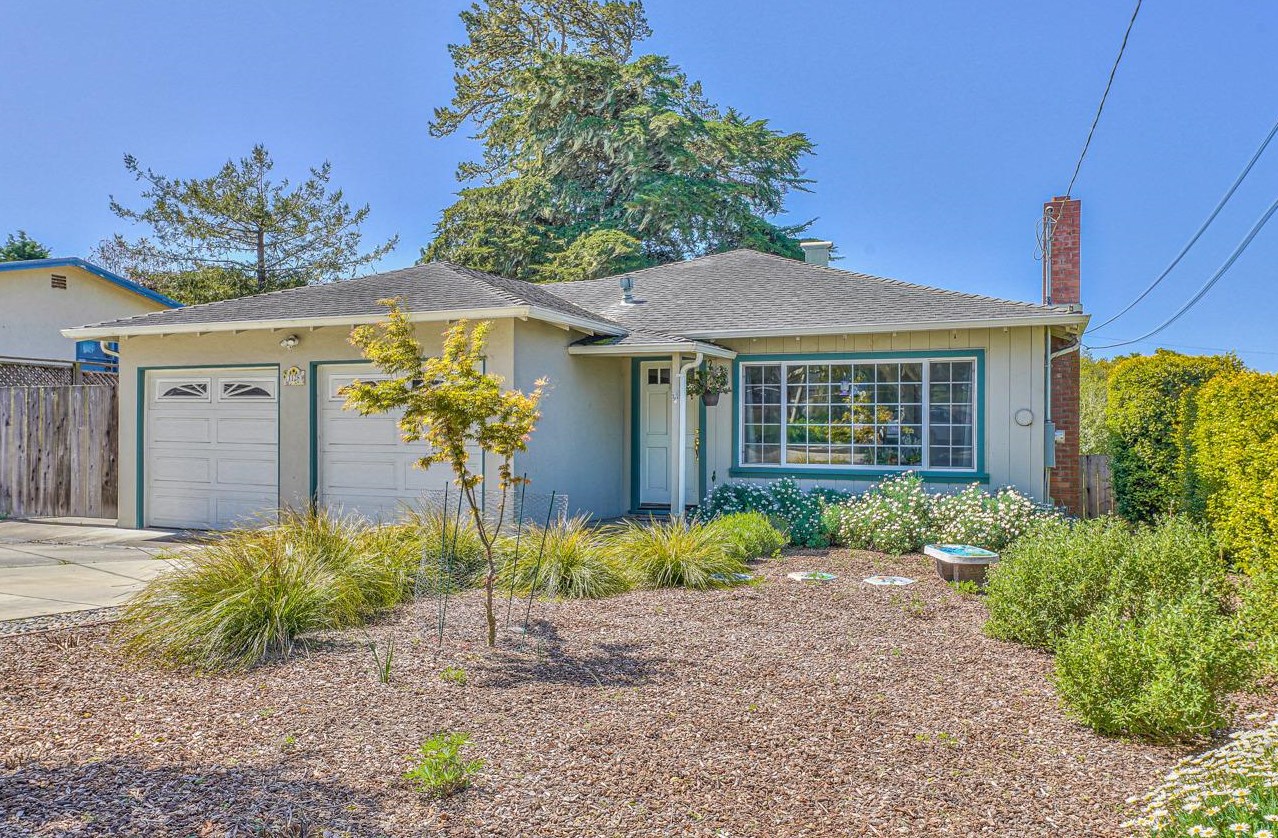 1128 Divisadero St, Del Monte Park, CA 93950