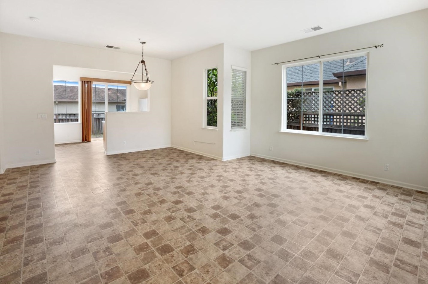 435 Vivienne Dr, Watsonville, CA 95076