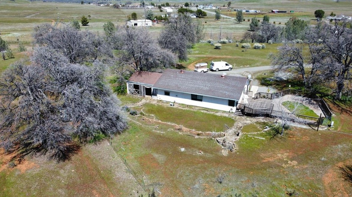 2385 Lakeview Loop, Sites, CA 95979