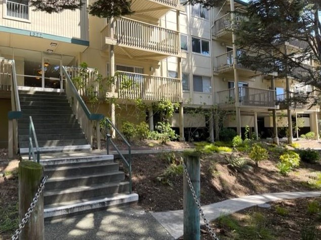 377 Mandarin Dr 106, Daly City, CA 94015