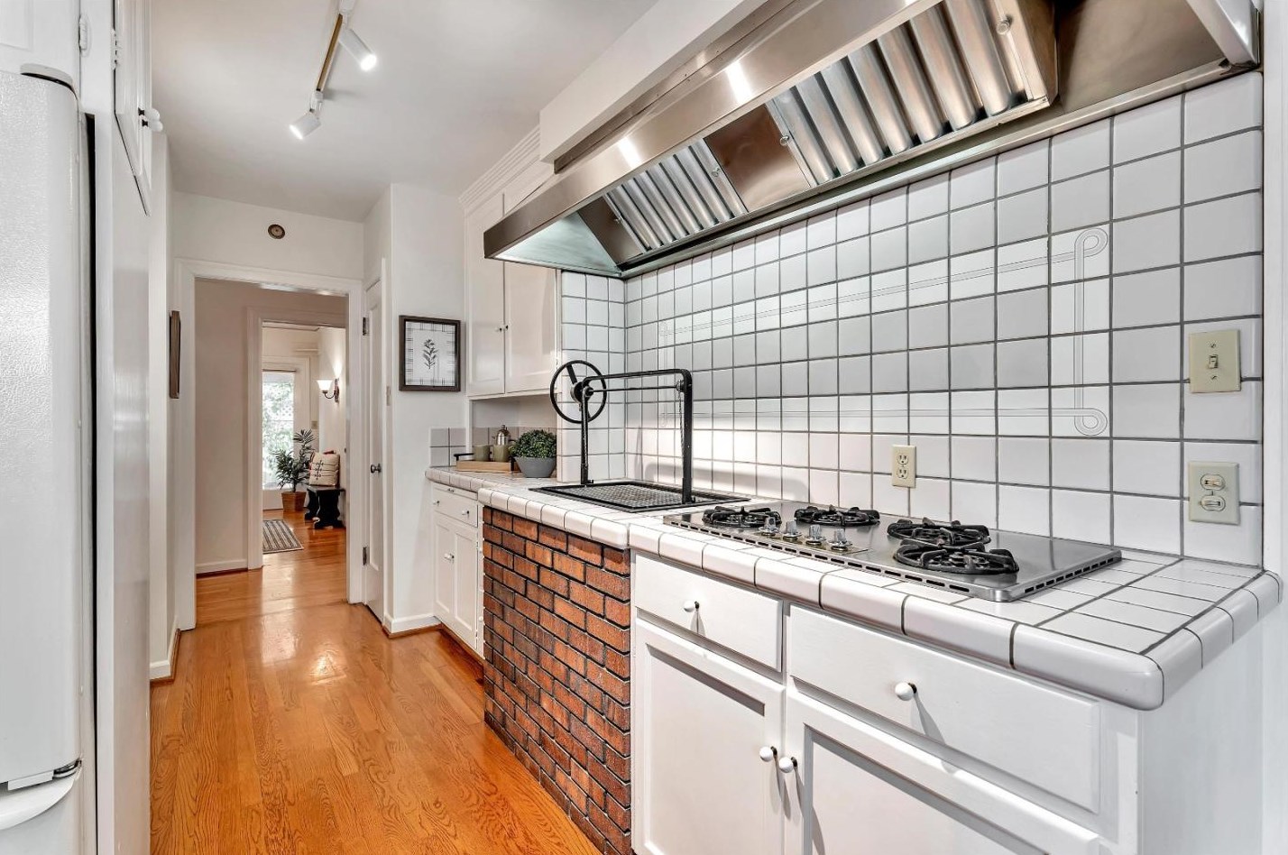 1134 Crescent Dr, San Jose CA  95125-3163 exterior