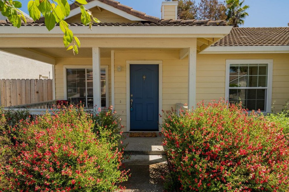 2175 Teakwood Ct, Hollister, CA 95023