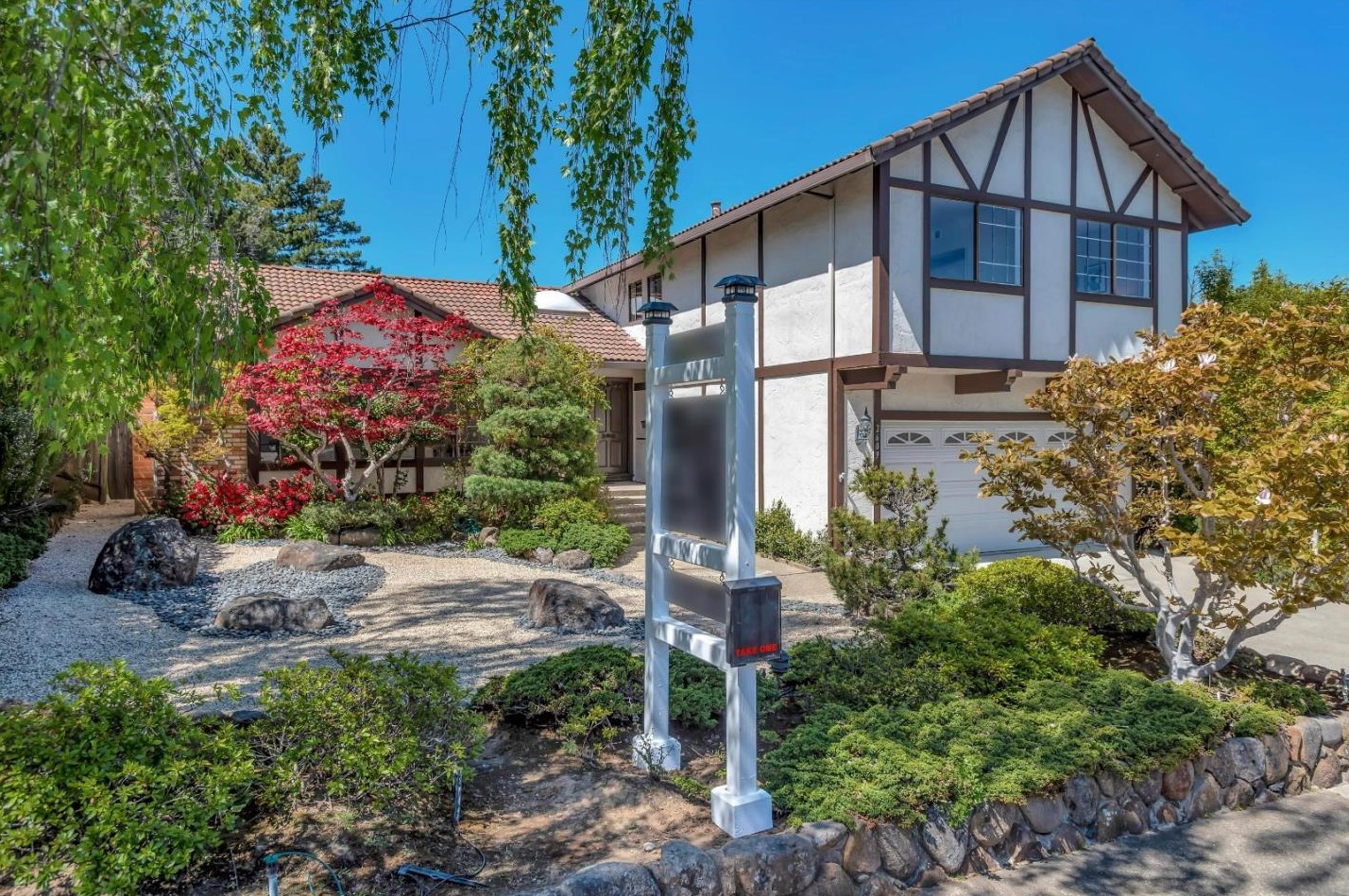 2609 Somerset Dr, Belmont, CA 94002