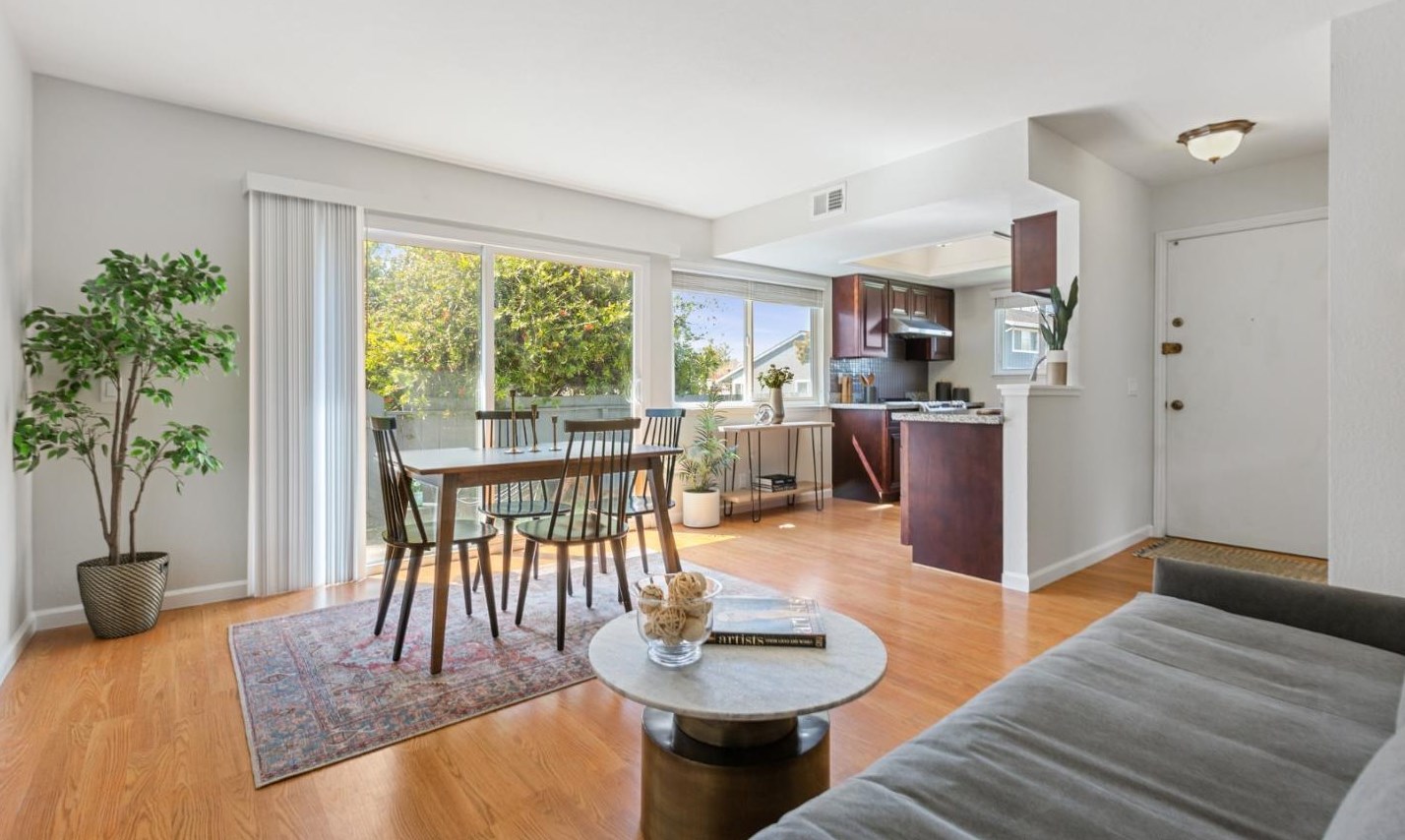 1026 Suzanne Ct, Princeton by the Sea, CA 94019