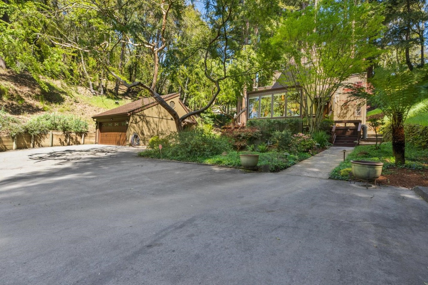 5015 Wildberry Ln, Soquel, CA 95073-9699
