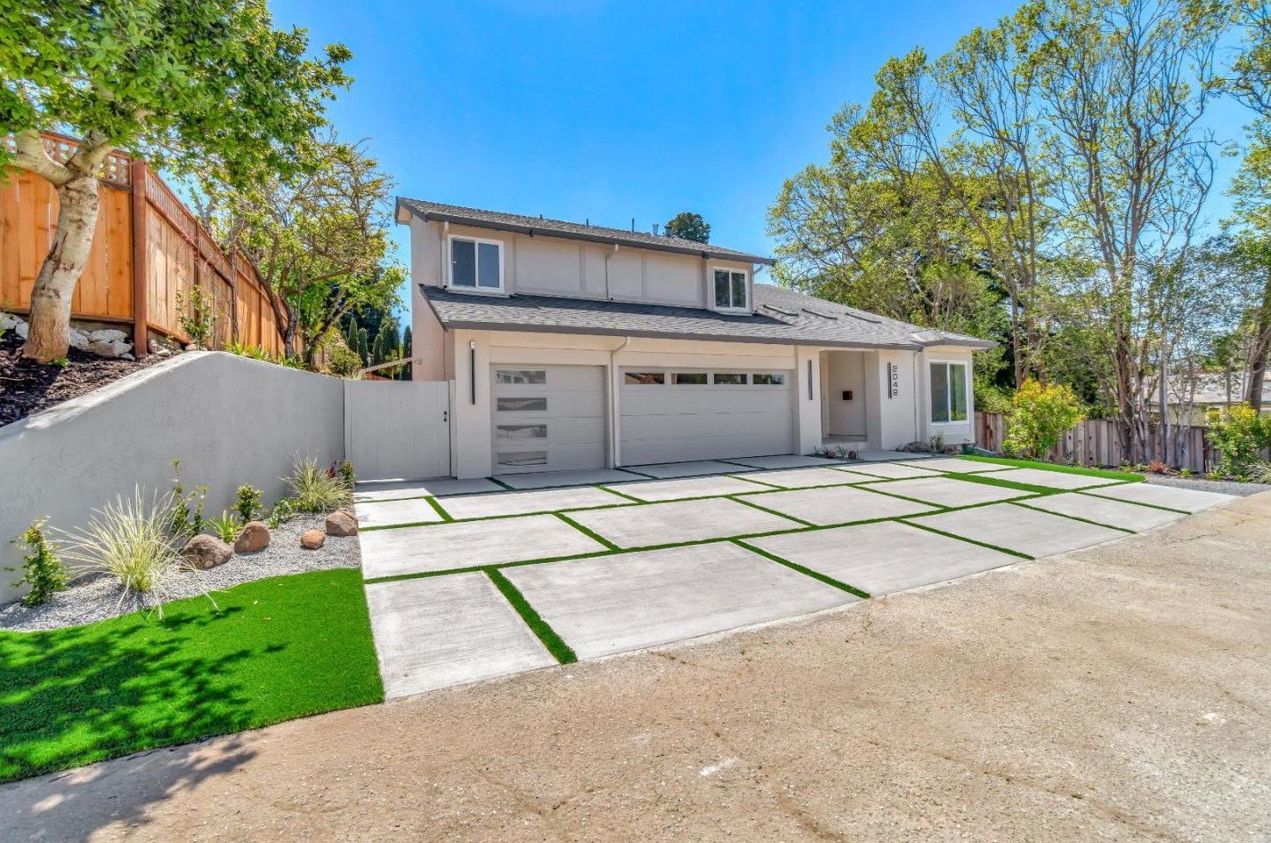 2042 Fairmont Dr, San Mateo, CA 94402-3926