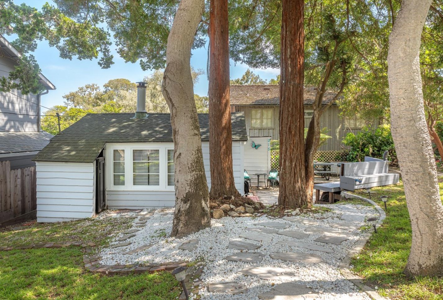 215 Chestnut St, Del Monte Park, CA 93950