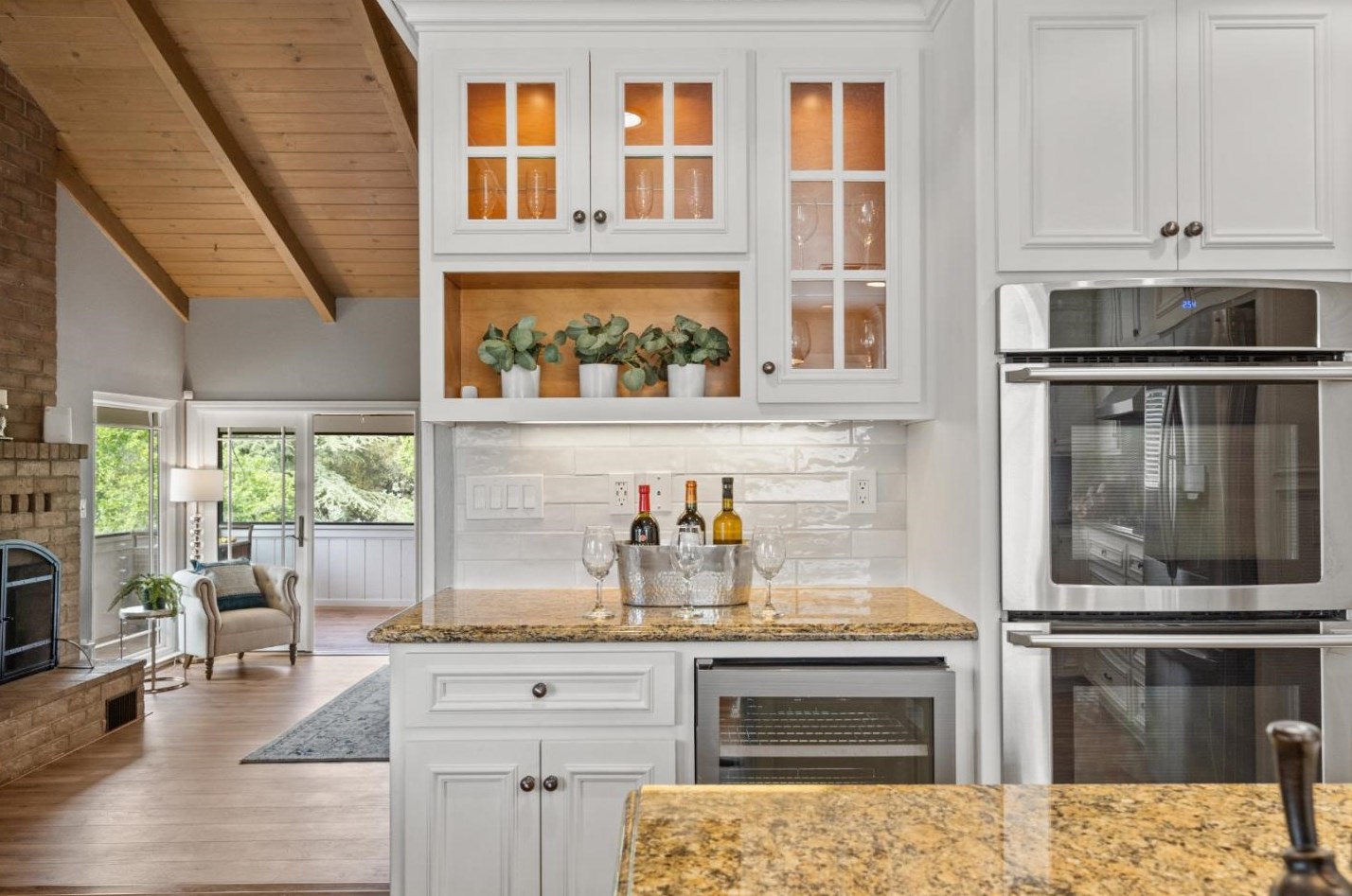 17064 Holiday Dr, Morgan Hill, CA 95037