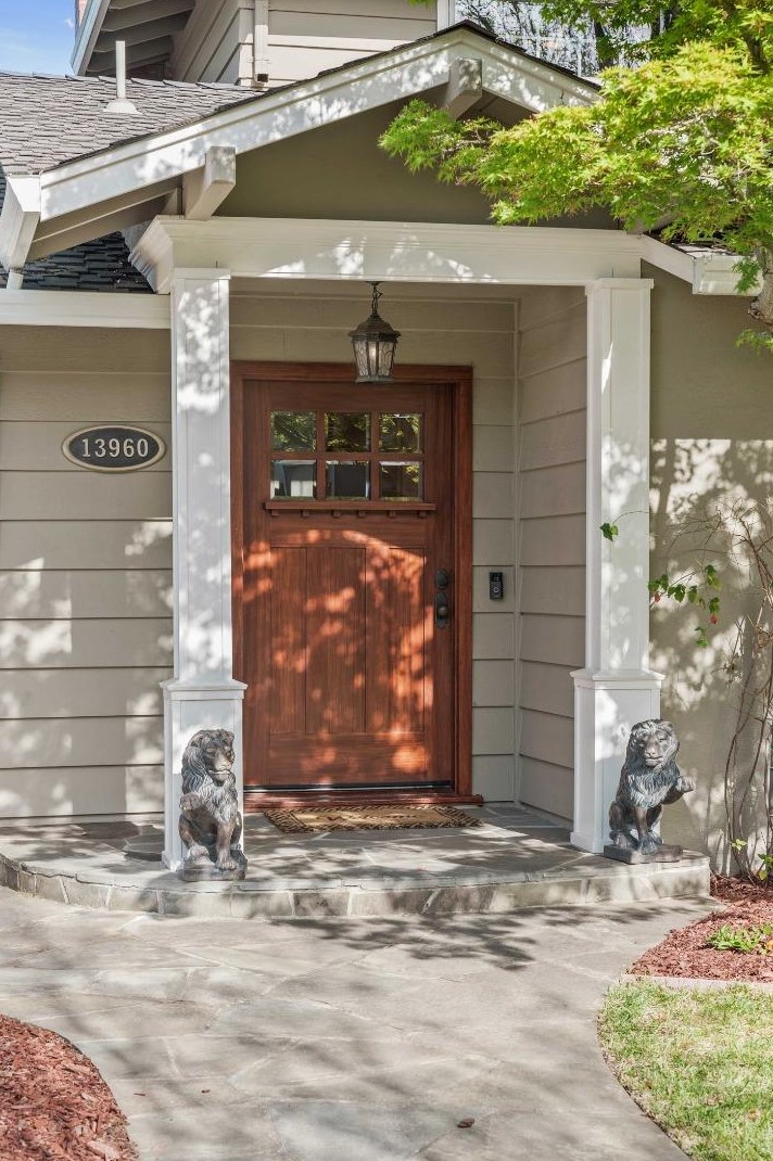 13960 Pontiac Ave, Saratoga, CA 95070
