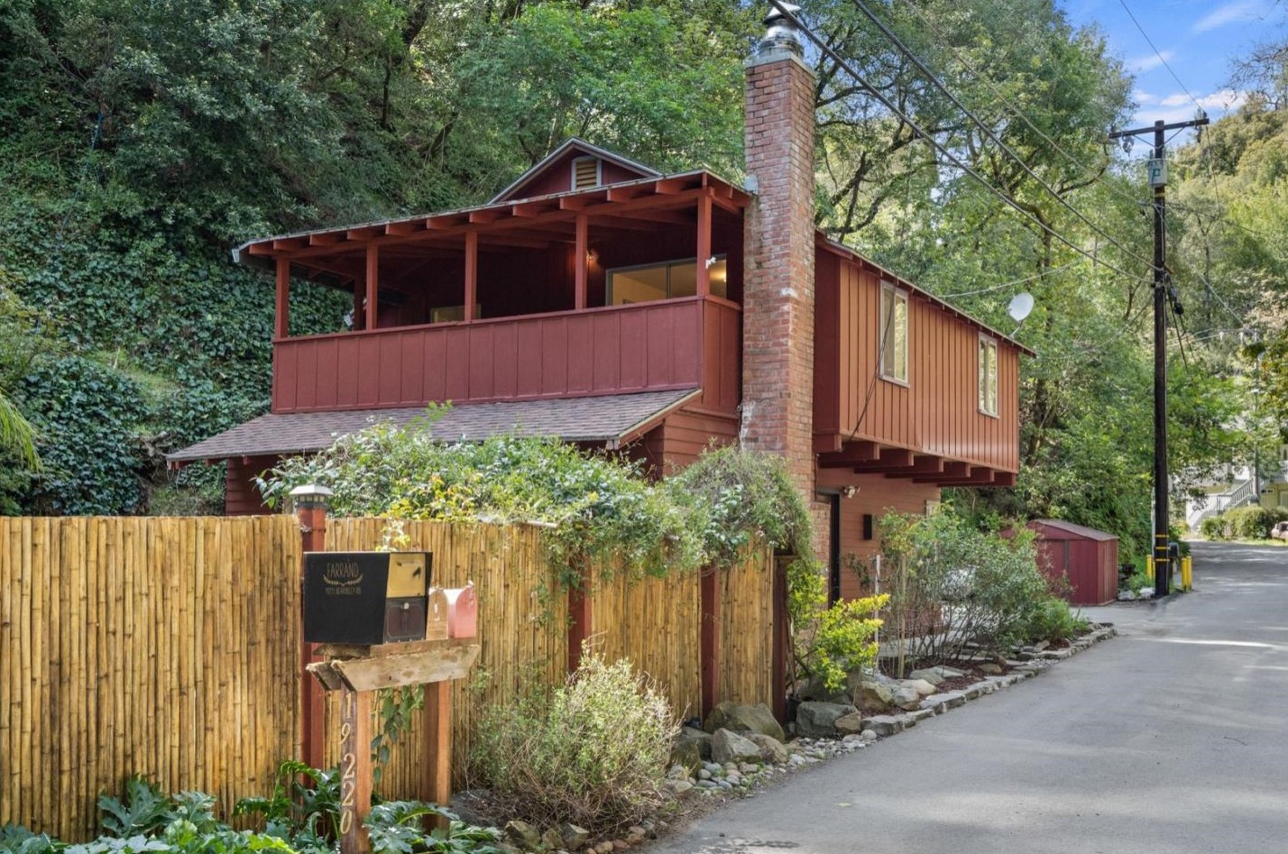 19220 Beardsley Rd, Los Gatos, CA 95033