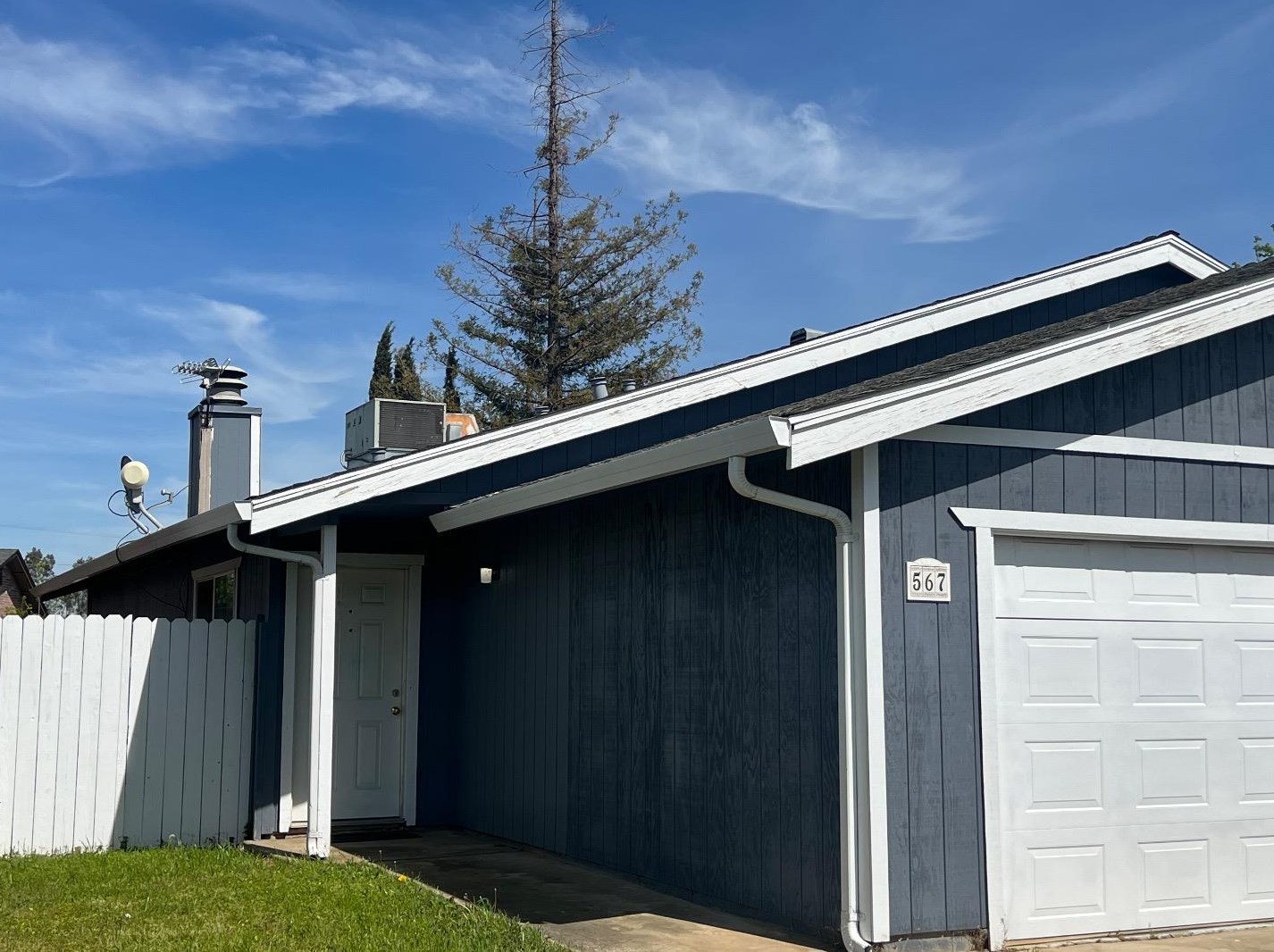 565 Ron Way, Galt, CA 95632-8713