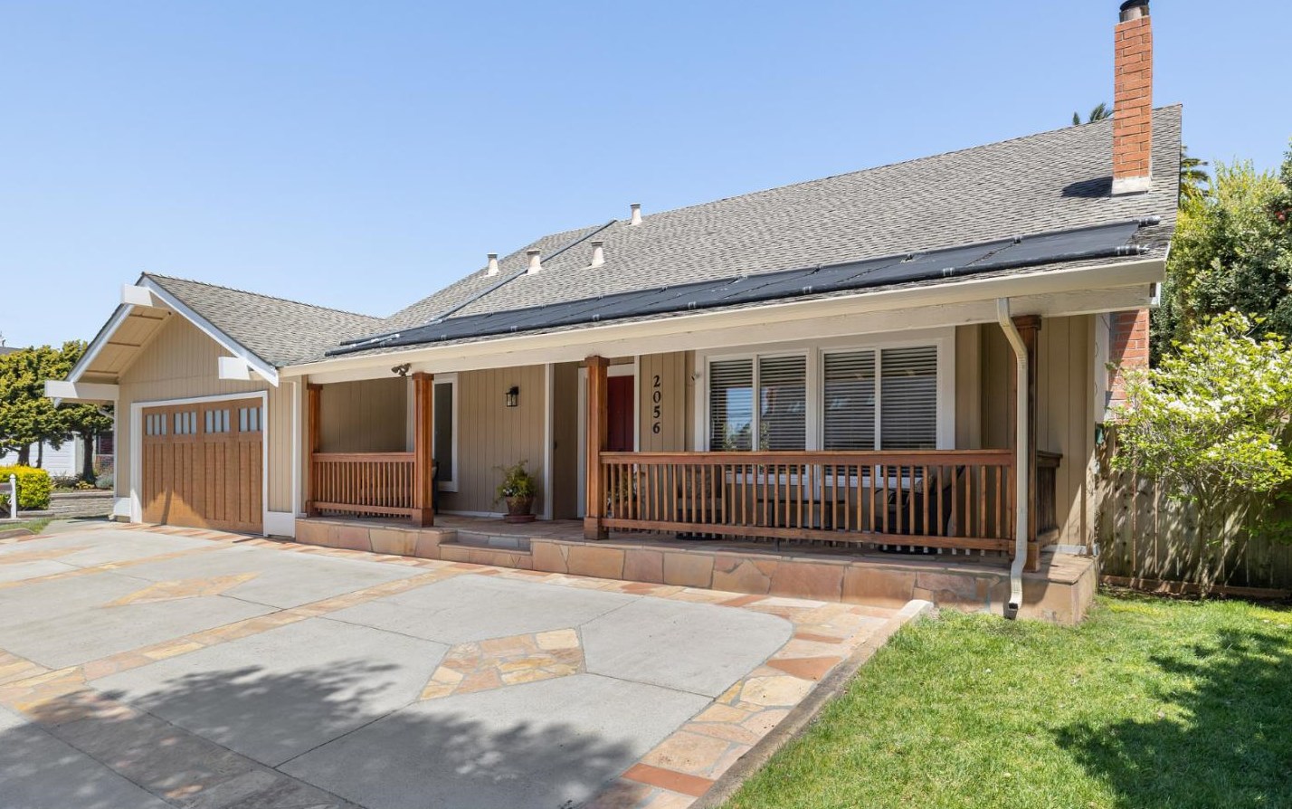 2056 Avignon Pl, Princeton by the Sea, CA 94019