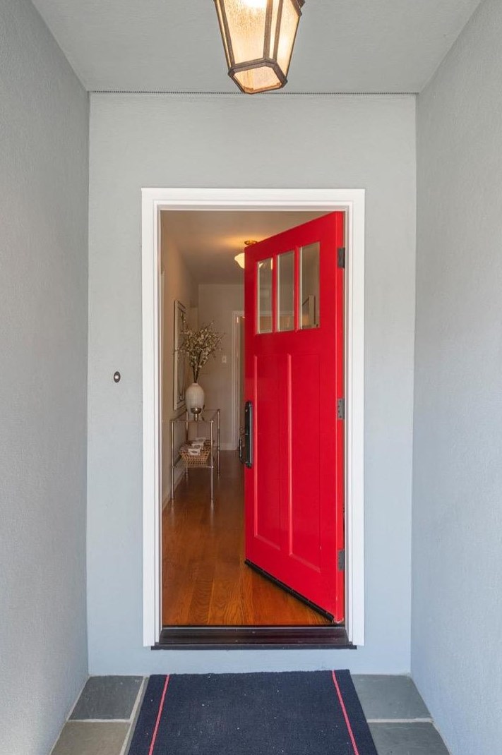86 Mission Dr, San Mateo, CA 94402-2021
