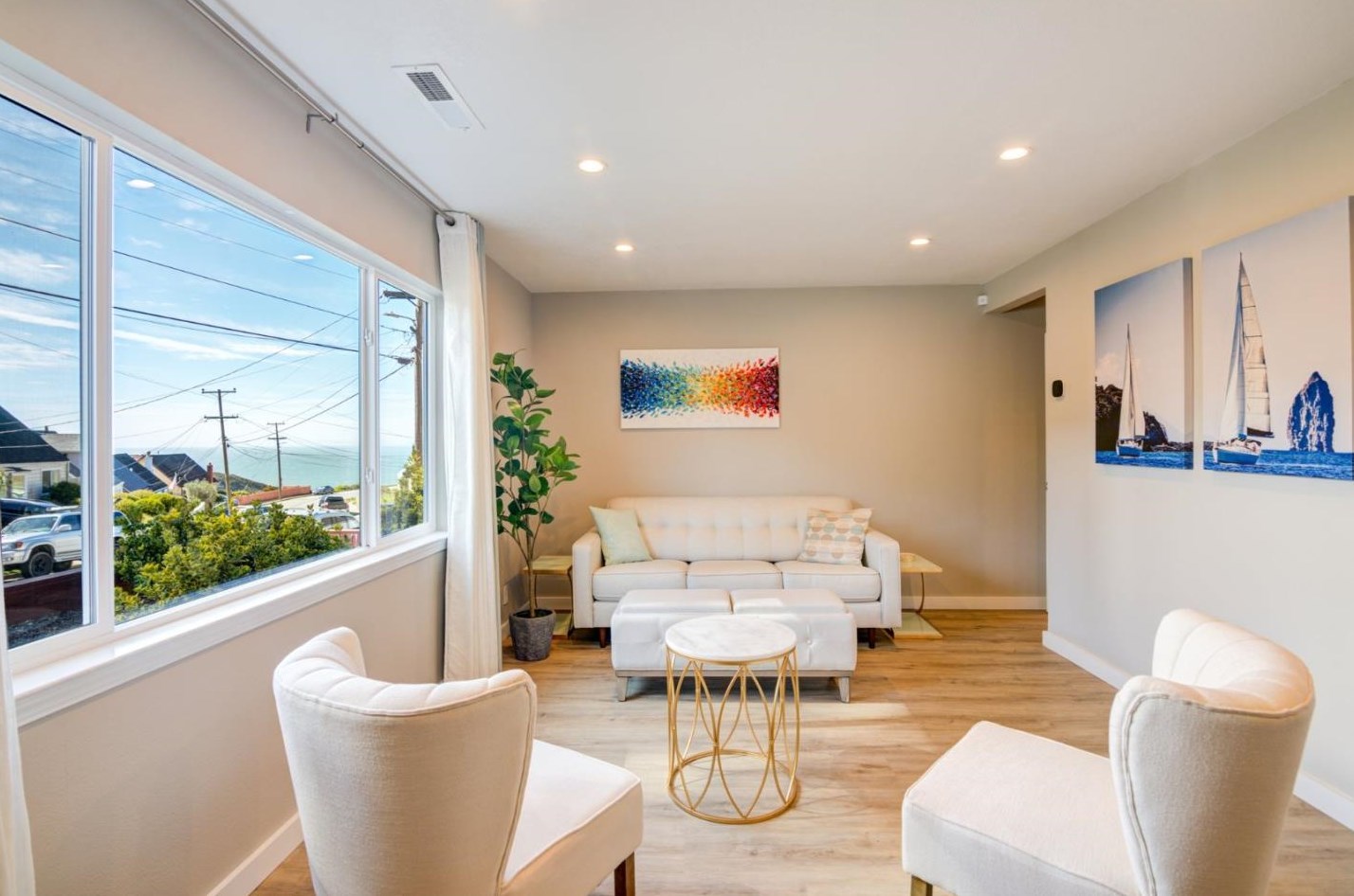 743 Lockhaven Dr, Pacifica, CA 94044