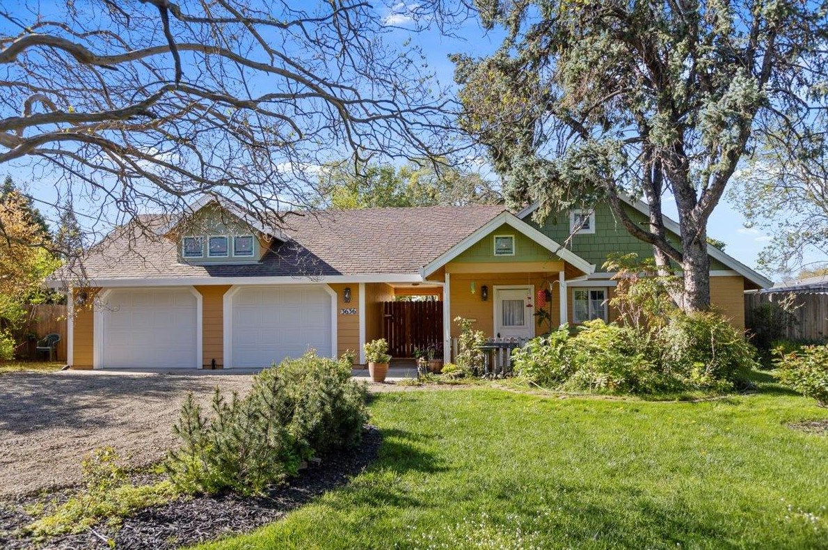 3636 Robertson Ave, Sacramento, CA 95821-3859