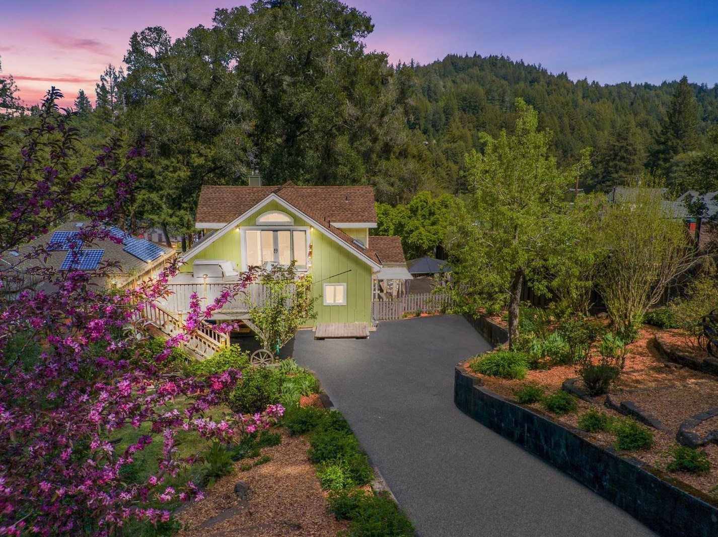 13084 Laurel St, Big Basin, CA 95006