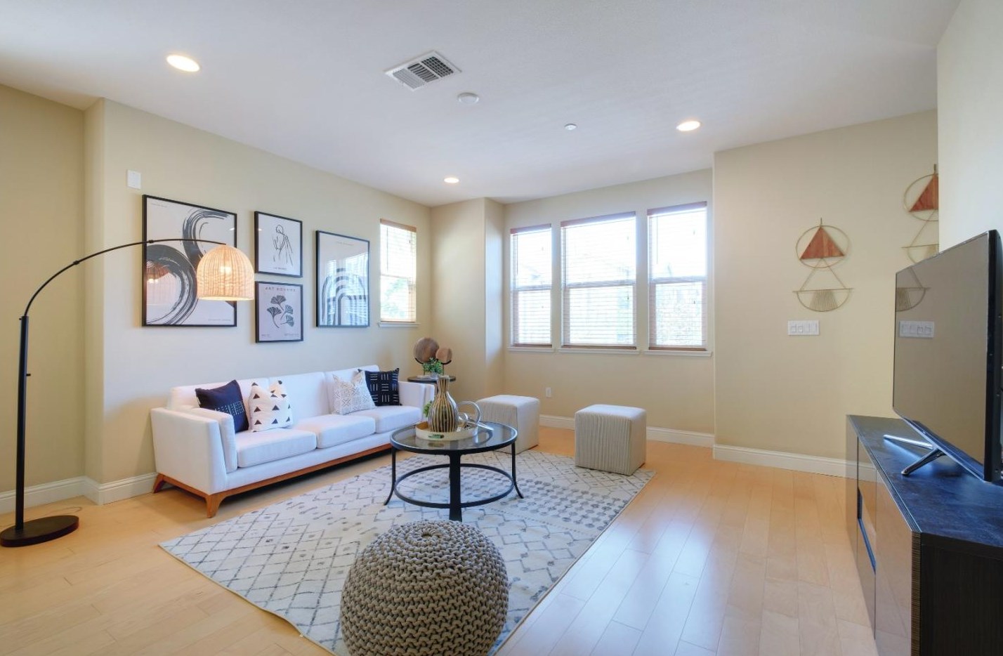 1516 Mccandless Dr, Milpitas, CA 95035