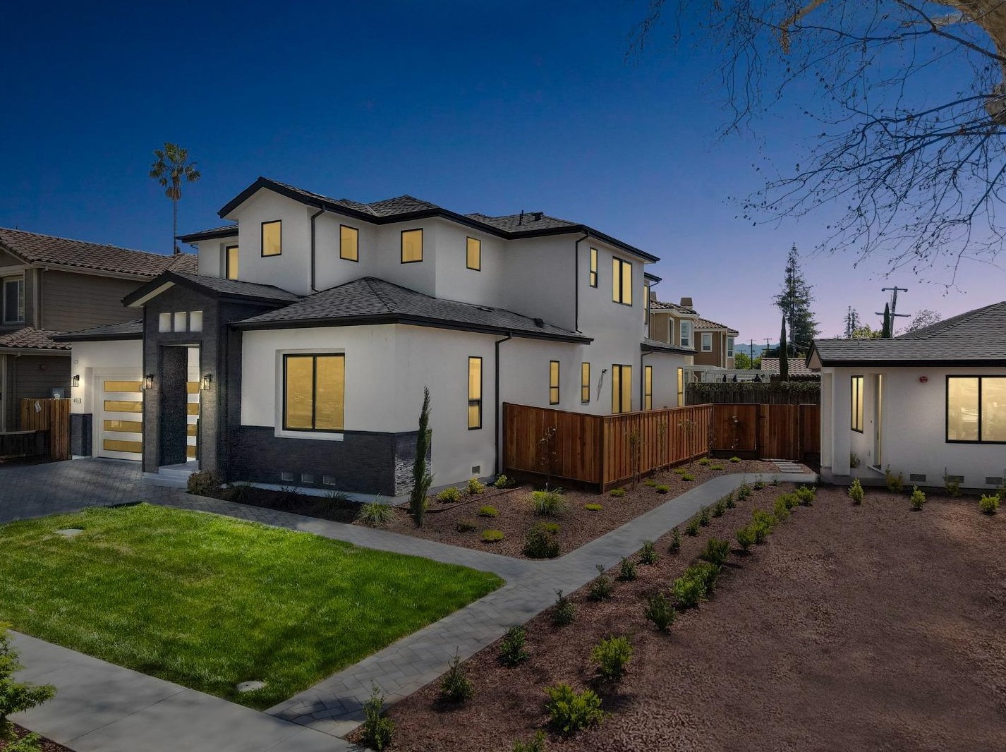 660 Willow Glen Way, San Jose, CA 95125